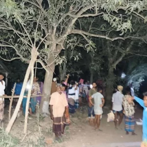 দরিদ্রের ভিজিএফ চালের কার্ড নিয়ে বিএনপির দুপক্ষের সংঘর্ষ, আহত ৩০