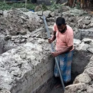 ‘জীবনে প্রথম একসঙ্গে ৯ টি কবর খুঁড়লাম, এমন ঘটনা অত্যন্ত দুঃখজনক’