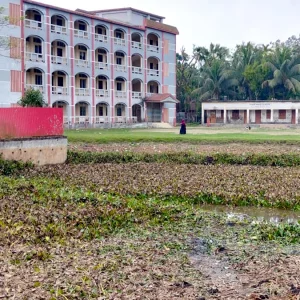 পুকুর সেচতে গিয়ে মিলল অজ্ঞাত ব্যক্তির অর্ধগলিত মরদেহ