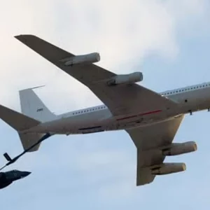 ইরাকের আকাশসীমায় মার্কিন রিফুয়েলিং উড়োজাহাজ বিধ্বস্ত