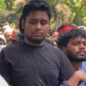 আপনার কণ্ঠ ছাড়া সংসদ অসম্পূর্ণ মনে হয়: হাদিকে স্মরণ করে হাসনাত