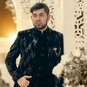 ফেসবুকজুড়ে গায়ক তানজীব সারোয়ারের ‘আত্মহত্যার চেষ্টা’র খবর,  যা বললেন স্ত্রী