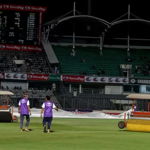 টানা বৃষ্টির পর শুরু খেলা, নতুন লক্ষ্য বাংলাদেশের সামনে 