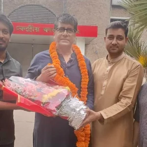 জামিনে মুক্তি পেলেন সাংবাদিক আনিস আলমগীর