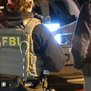 যুক্তরাষ্ট্রের ‘ইউ ভিসা’ পেতে নকল ডাকাতি,  ১১ ভারতীয় গ্রেপ্তার