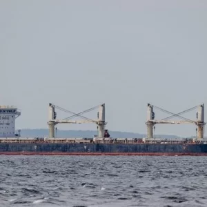 হরমুজ প্রণালিতে আটকা ৩১ নাবিকসহ বাংলাদেশি জাহাজ, কূটনৈতিক সহায়তা চাইলো বিএসসি