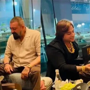 সঞ্জয় দত্তকে সোনার আইফোন উপহার দেওয়ায় পাকিস্তানি ভক্তকে বিদ্রুপ ভারতীয়দের