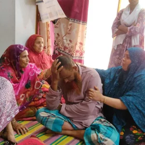 আইনশৃঙ্খলা বাহিনীর পরিচয়ে ডাকাতি, টাকা-স্বর্ণালংকার লুট