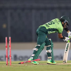 টাইগার পেসারদের তোপে ব্যাটিং বিপর্যয়ে পাকিস্তান 