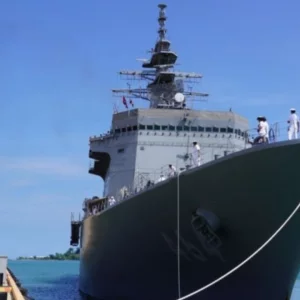 হরমুজ প্রণালিতে যুদ্ধজাহাজ পাঠাতে নারাজ জাপান