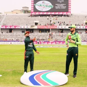 টসে জিতে বাংলাদেশকে ব্যাটিংয়ে পাঠালো পাকিস্তান