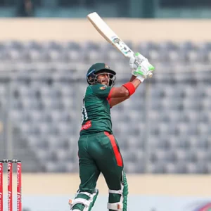 ক্যারিয়ারের প্রথম সেঞ্চুরির দেখা পেলেন তানজিদ তামিম 