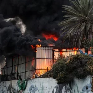 ইসরায়েলের বিভিন্ন শহরে ইরানের হামলা, বাহরাইনে বড় বিস্ফোরণ