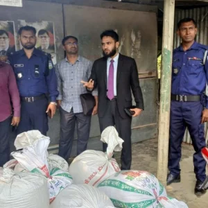 ময়মনসিংহে দুই হাজার কেজি ভিজিএফ চাল জব্দ