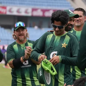 বাংলাদেশের কাছে সিরিজ হারের পর নির্বাচক কমিটিতে ‘সার্জারি’ চান আফ্রিদি