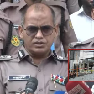 ‘উত্তরায় শপিংমলে রিকশাচালককে হত্যার তথ্যটি গুজব’