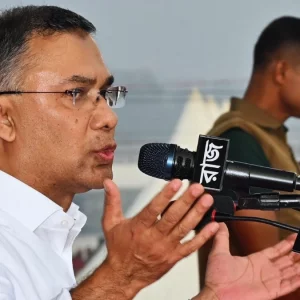 সৈয়দপুরে পৌঁছেছেন প্রধানমন্ত্রী তারেক রহমান