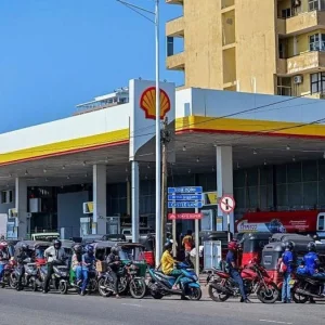 জ্বালানি বাঁচাতে সাপ্তাহিক ছুটি ৩ দিন করলো শ্রীলঙ্কা