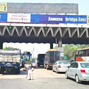 ঈদযাত্রায় উত্তরের পথে ভোগান্তি বাড়াতে পারে যমুনা সেতু টোল প্লাজা