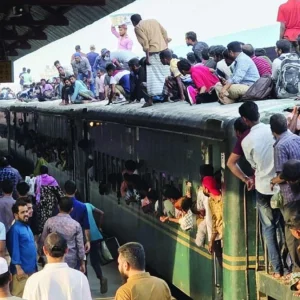 আজ থেকে শুরু হচ্ছে ঈদের টানা সাত দিনের ছুটি