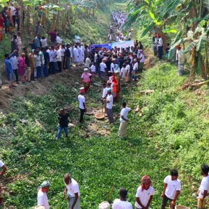 বিএডিসির খনন করা খাল আবারও খনন করছে পানি উন্নয়ন বোর্ড