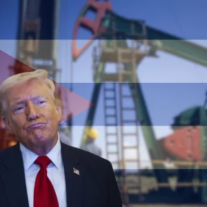 এবার কিউবা দখলে নেওয়ার হুমকি দিলেন ট্রাম্প