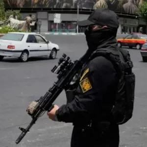 যুক্তরাষ্ট্রের গুপ্তচর গ্রেপ্তার ও রাজতন্ত্রপন্থী নেটওয়ার্ক ভাঙার দাবি ইরানের