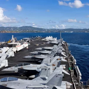 এবার অগ্নিকাণ্ডের কবলে মার্কিন রণতরী ‘জেরাল্ড ফোর্ড’