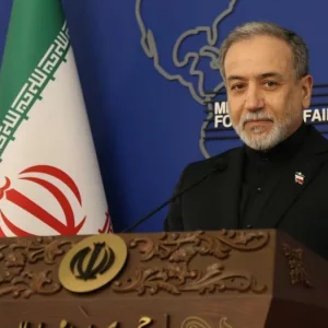 উপসাগরীয় শহরে হামলার দায় সম্পূর্ণ আমেরিকার: পররাষ্ট্রমন্ত্রী আব্বাস আরাঘচি