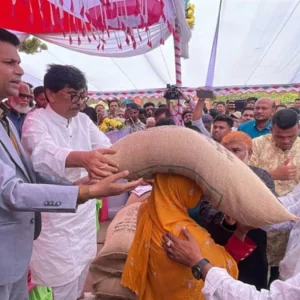 যুদ্ধের প্রভাবে দেশে খাদ্য সংকটের আশঙ্কা নেই, জুলাই পর্যন্ত মজুদ রয়েছে: খাদ্যমন্ত্রী