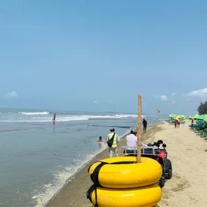 ঈদকে ঘিরে প্রস্তুত কক্সবাজার