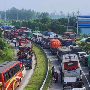 সেতুতে গাড়ি বিকল, ঢাকা-টাঙ্গাইল-যমুনা সেতু মহাসড়কে ২৫ কিলোমিটার যানজট
