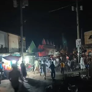 নাটোরে বিএনপির ২ পক্ষের সংঘর্ষ, আহত পুলিশ