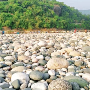পর্যটক বরণে প্রস্তুত জাফলং, নিরাপত্তার চাদরে মোড়ানো প্রতিটি স্পট