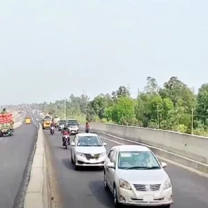 উত্তরবঙ্গের প্রবেশদ্বারে যানজট নিরসনে ড্রোনের নজরদারি