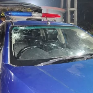 জামায়াতের এমপির স্বজনদের বিরুদ্ধে ওসির গাড়িতে হামলা-ভাঙচুরের অভিযোগ