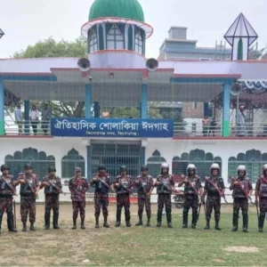 মুসল্লিদের নিরাপত্তায় শোলাকিয়া ঈদগাহে ৫ প্লাটুন বিজিবি মোতায়েন