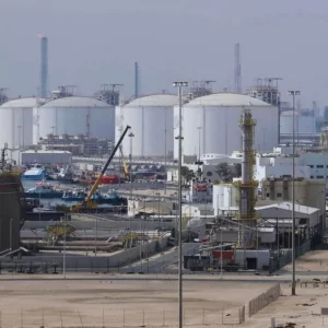 যুদ্ধে ক্ষতিগ্রস্ত কাতারের এলএনজি স্থাপনা, সংকটের মুখে বাংলাদেশ-পাকিস্তান