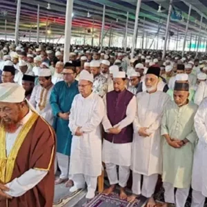 চট্টগ্রামের জমিয়তুল ফালাহে ঈদের প্রধান জামাত সম্পন্ন