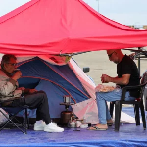 হামলায় ঘর-বাড়ি হারিয়ে আনন্দহীন লেবাননের ঈদ