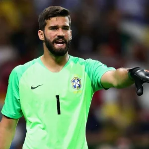 চোটের কারণে প্রীতি ম্যাচ থেকে ছিটকে গেলেন অ্যালিসন 