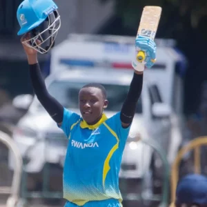 আন্তর্জাতিক ক্রিকেটে সবচেয়ে কম বয়সে সেঞ্চুরির বিশ্ব রেকর্ড