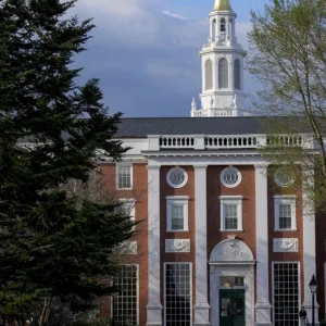 ‘ইহুদিবিদ্বেষের’ অভিযোগে হার্ভার্ড বিশ্ববিদ্যালয়ের বিরুদ্ধে মার্কিন বিচার বিভাগের মামলা