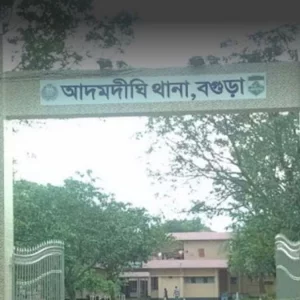 মামলা তুলে না নেয়ায় বাদীর ছোট বোনকে কুপিয়ে হত্যা, আটক ৪