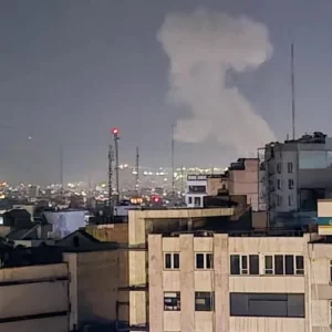 ট্রাম্পের হামলা স্থগিতের পর ইরান জুড়ে ইসরায়েল-যুক্তরাষ্ট্রের ব্যাপক হামলা