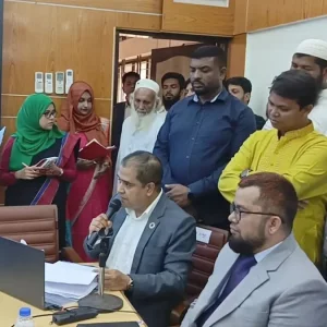 দুই মিনিটের বক্তব্যে মন্ত্রীকে অর্ধশতাধিক বার ‘স্যার’ সম্বোধন ডিসির, ভিডিও ভাইরাল