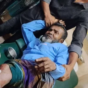 আধিপত্য বিস্তারকে কেন্দ্র করে দুই সন্ত্রাসী দলের গোলাগুলি, পথচারী গুলিবিদ্ধ