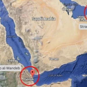 এবার বাব আল-মান্দেব প্রণালী অবরোধের হুমকি দিলো ইরান