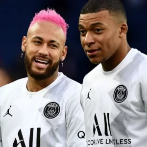 নেইমারহীন বিশ্বকাপ ভাবতেই পারেন না এমবাপে