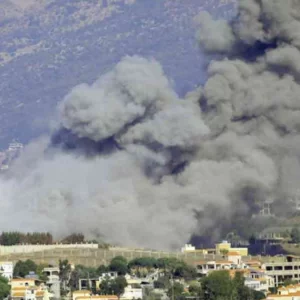 তেল আবিবে ইসরায়েলি সেনাসদরে হিজবুল্লাহর ক্ষেপণাস্ত্র হামলা, ব্যাপক ক্ষয়ক্ষতির শঙ্কা